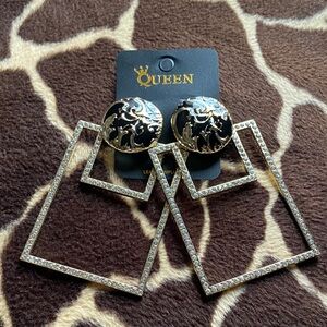 Vintage 90’s Queen Gold Tone and Black Statement Earrings With Rhinestones